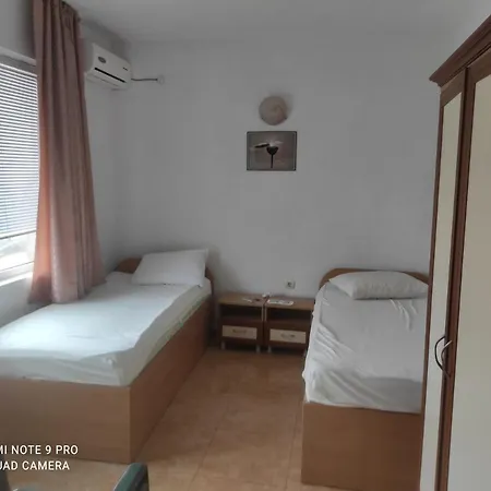בית הארחה Guest House Weekend צרבו